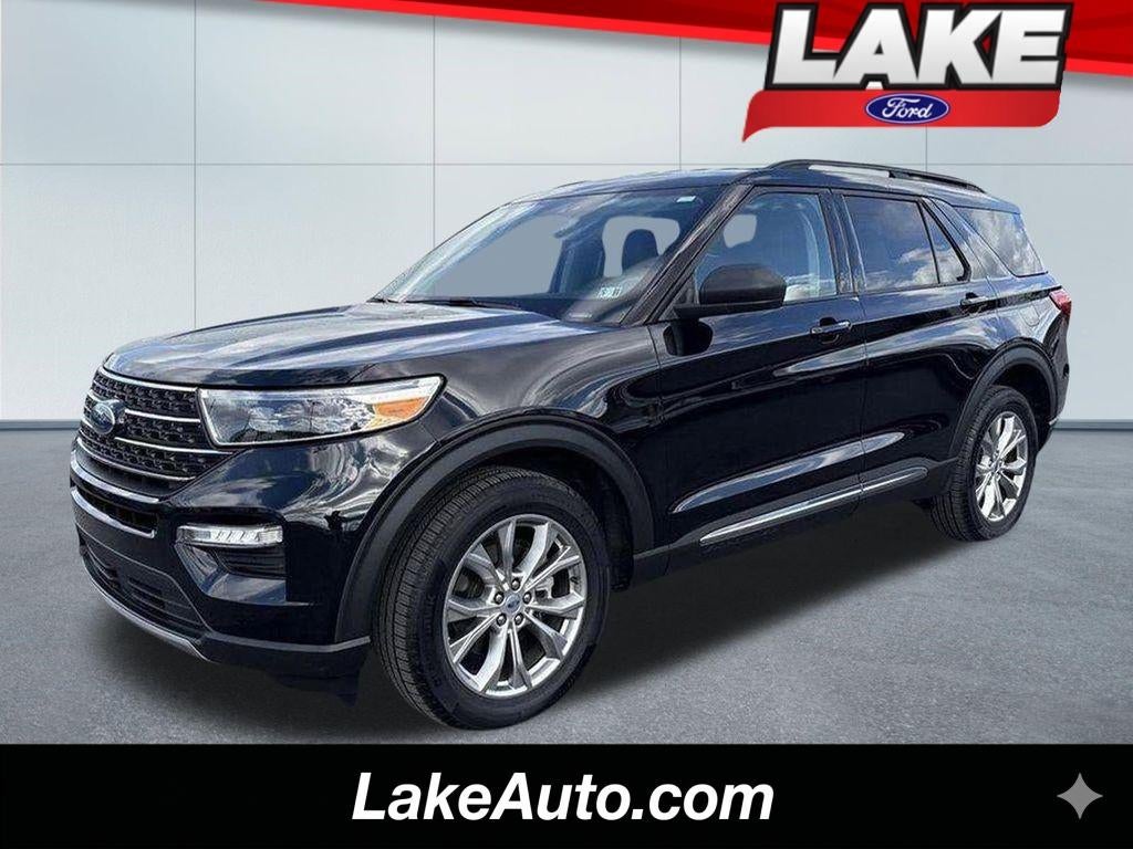 2021 Ford Explorer XLT in Agate Black Metallic — front three-quarter view