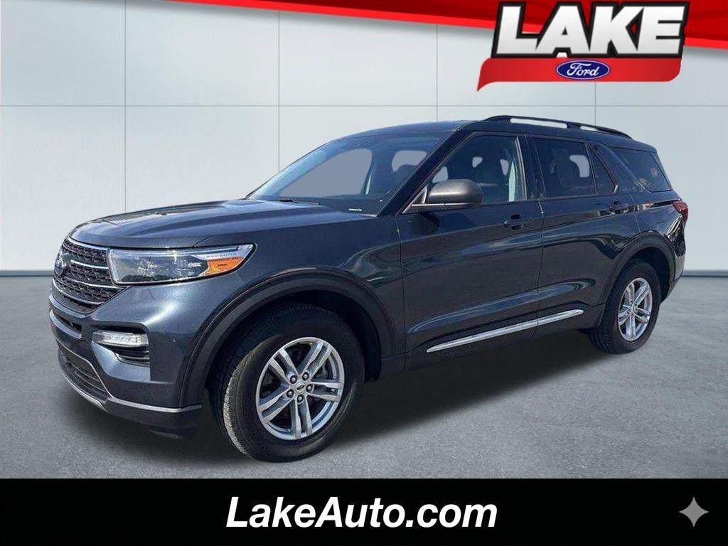 2022 Ford Explorer XLT in Stone Blue Metallic — front three-quarter view