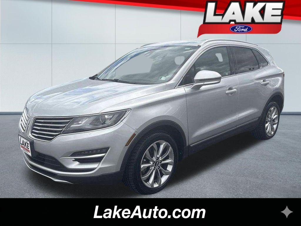 2017 Lincoln MKC Select in Ingot Silver Metallic — front three-quarter view